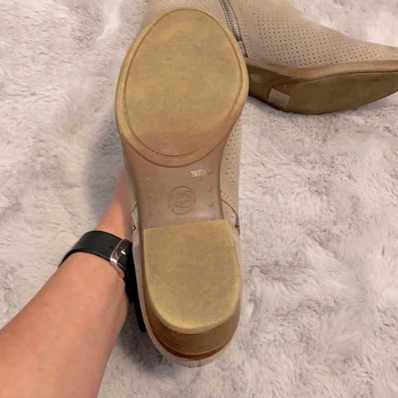 Lucky Brand perforated double zip bootie - Picture 5 of 6